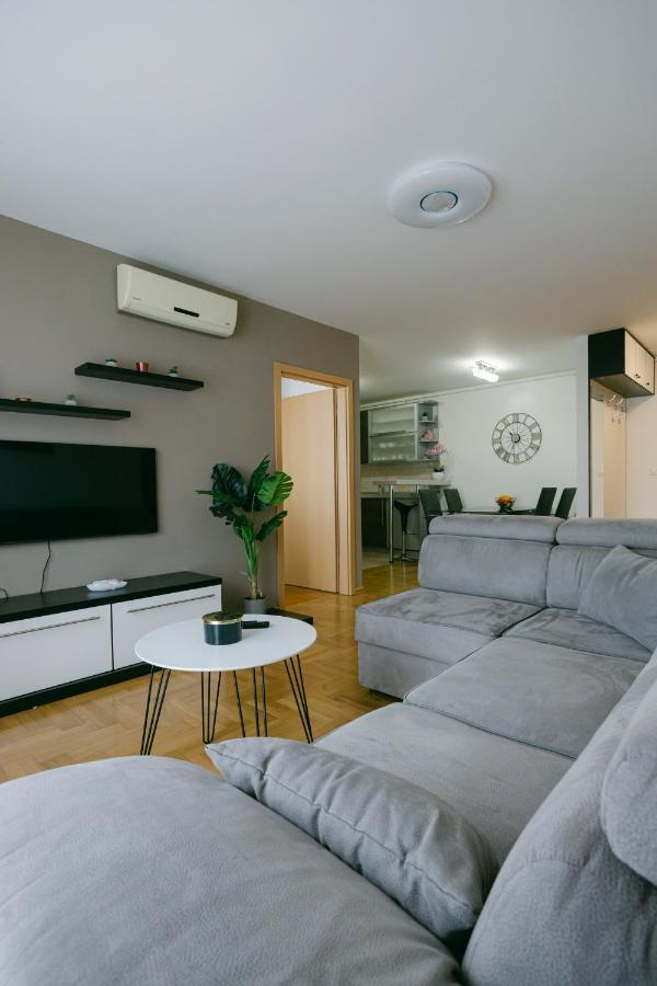 Ladenta Apartman*** 萨格勒布 外观 照片