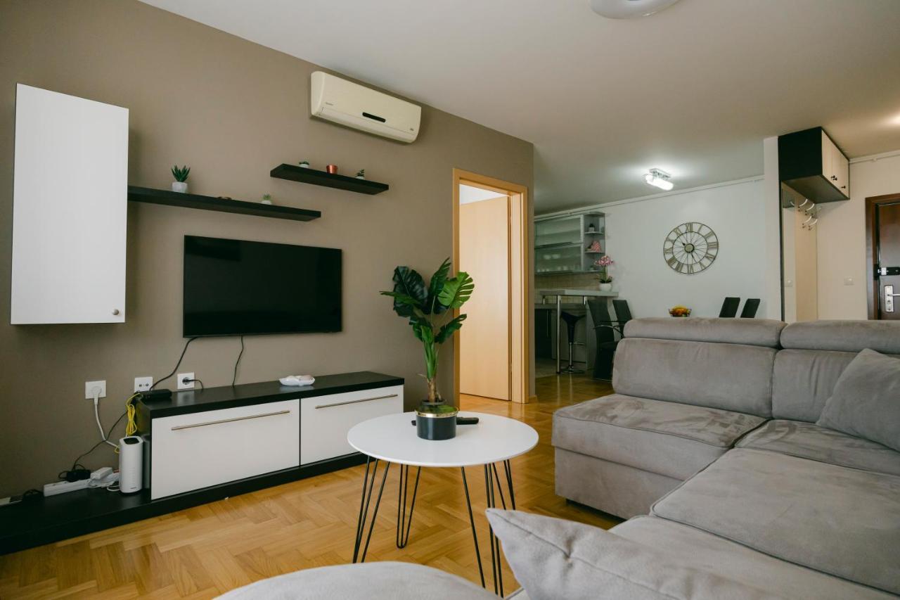 Ladenta Apartman*** 萨格勒布 外观 照片